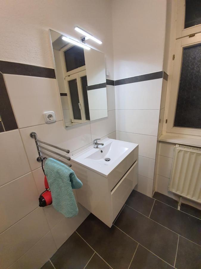 Zentrale 2 Zimmer Eg Wohnung Mit Balkon Leipzig Exterior photo